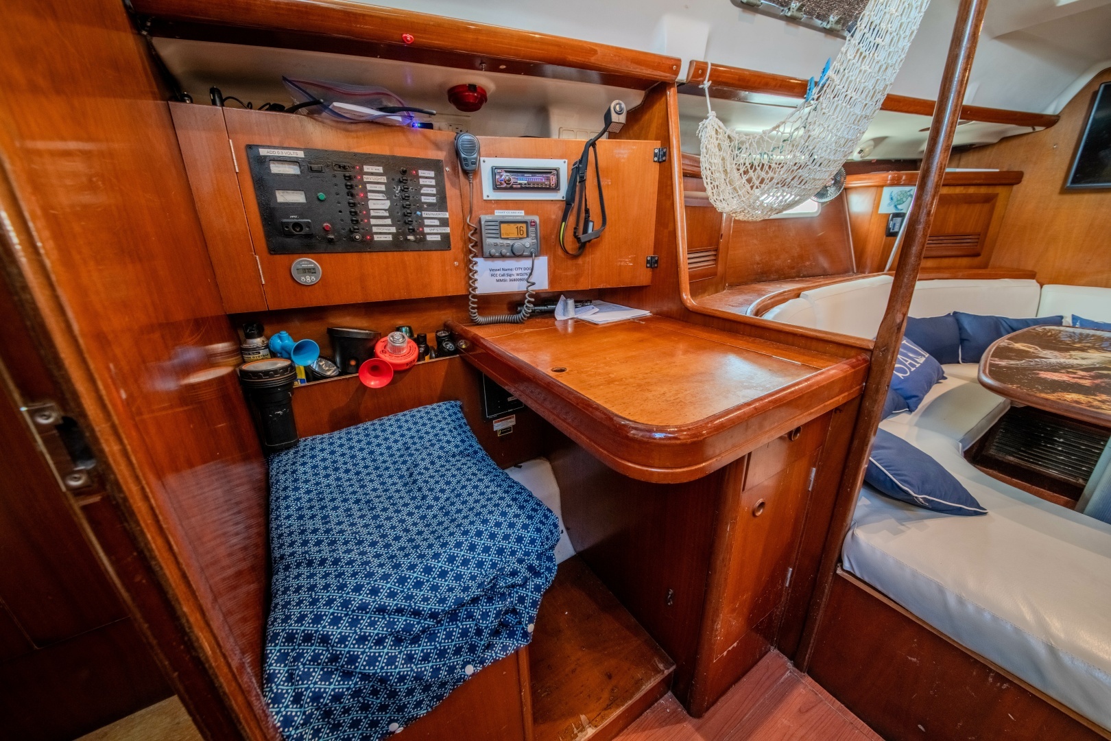 2002 Beneteau 393 - Image 46