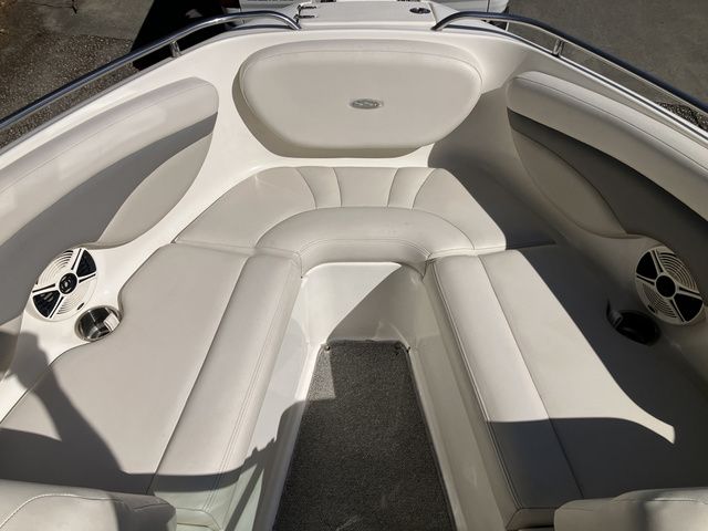 2008 Chaparral 204 - 14