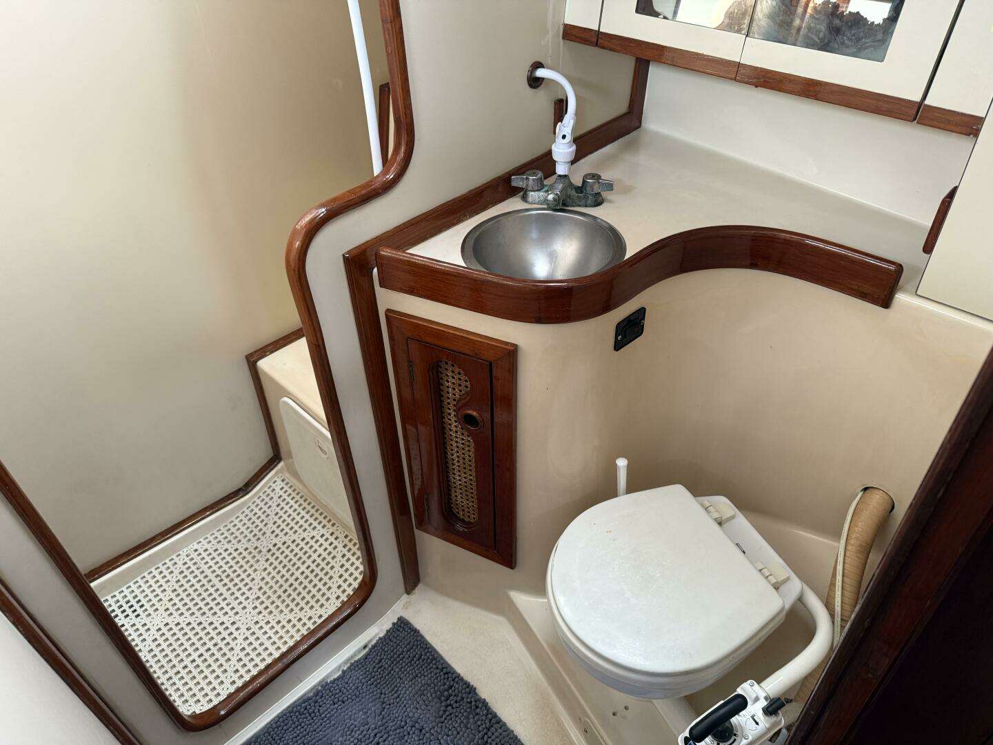 1985 Endeavour 42 - Image 42