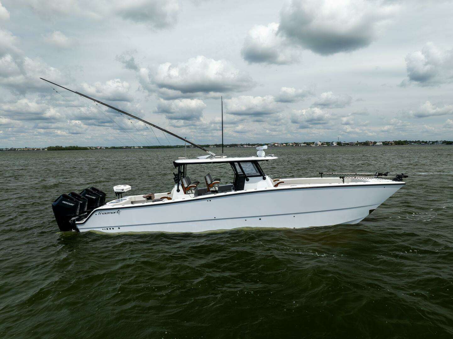 2025 Freeman 42 LR - Image 15