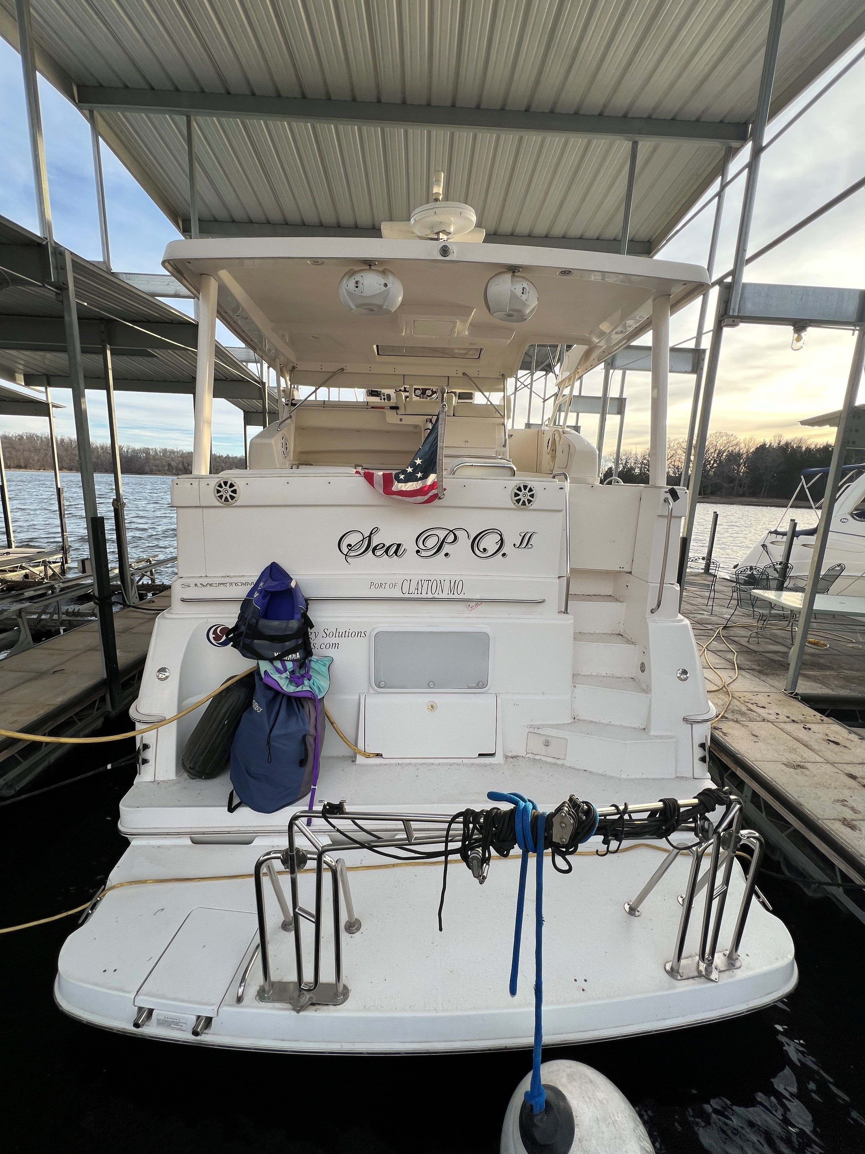 1999 Silverton 392 Motor Yacht - 3