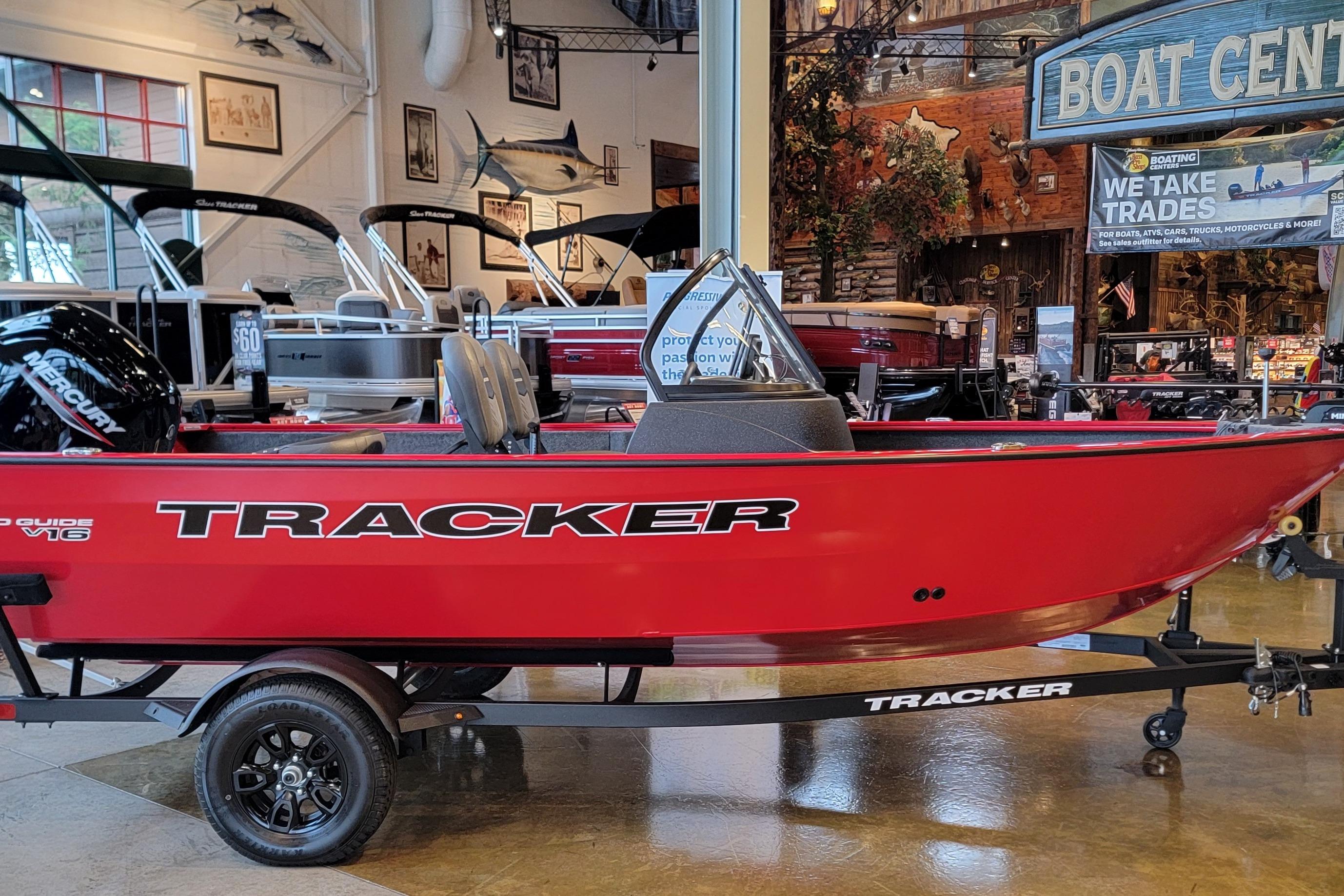 2026 Tracker Pro Guide V-16 WT