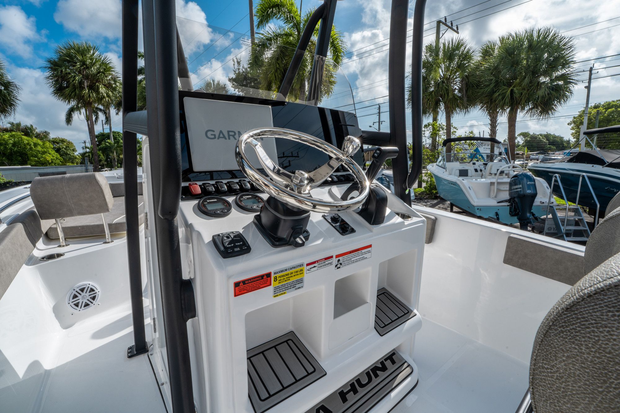 2026 Sea Hunt Ultra 229 - 14