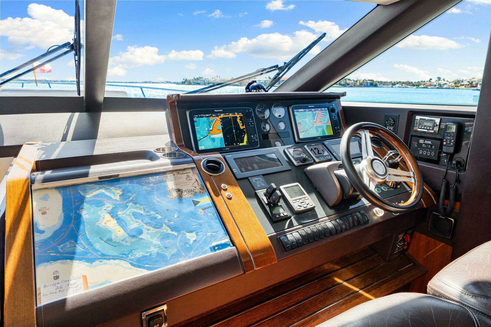 2014 Princess Y72 - Image 132