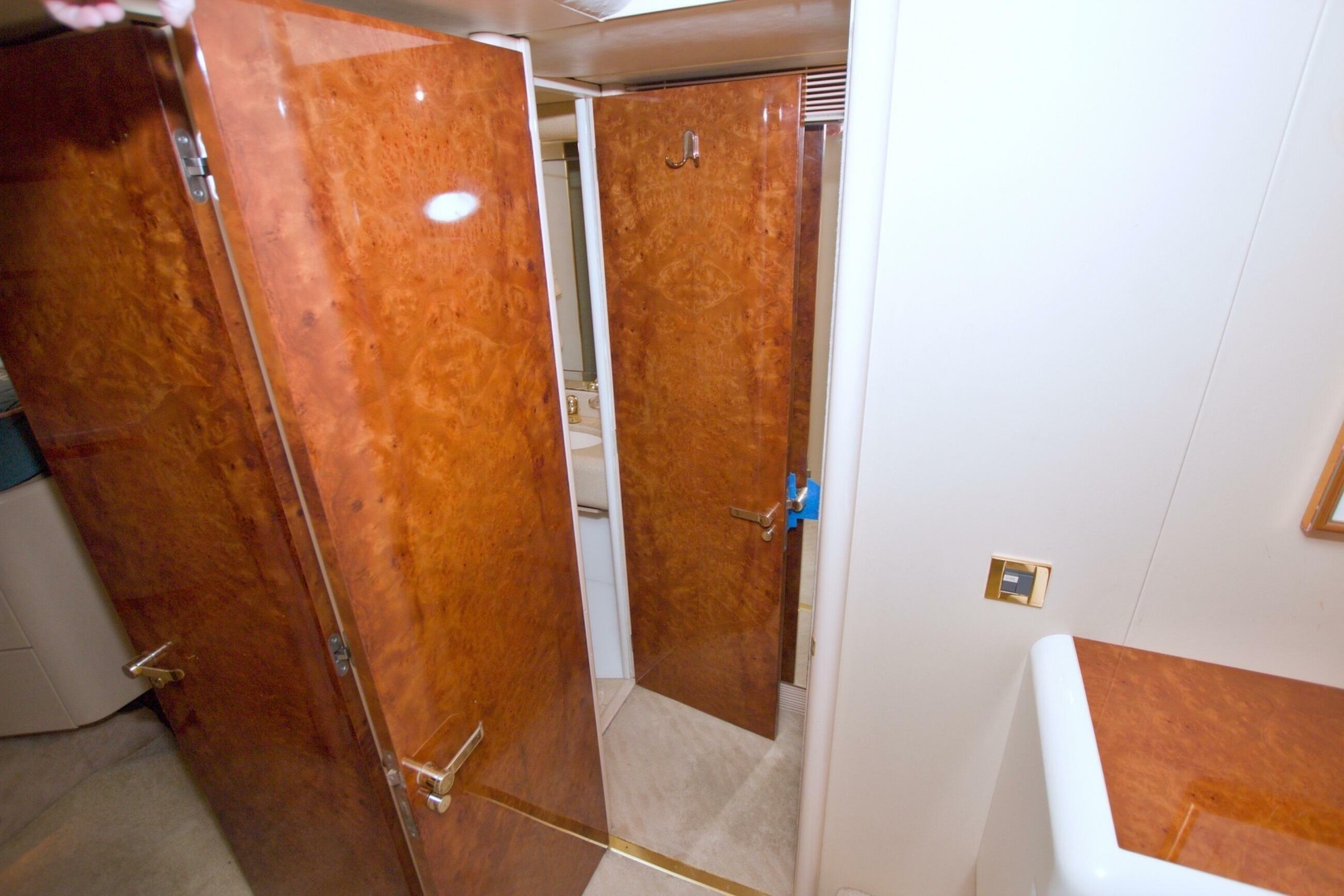 1998 Lazzara Yachts 76 Skylounge Grand Salon - Image 98