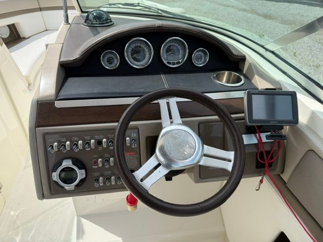 2011 Sea Ray SLX 250 - 7