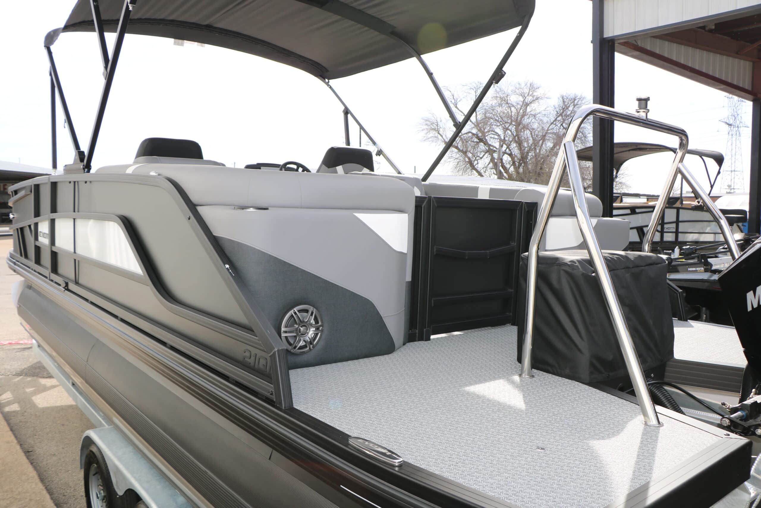 2026 Evotti 521 QL Tri Toon - 15