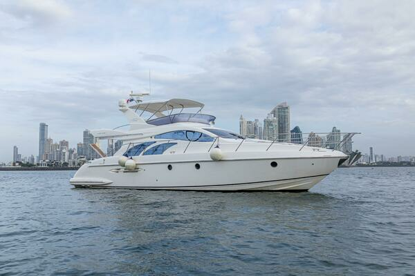 2009 Azimut Flybridge