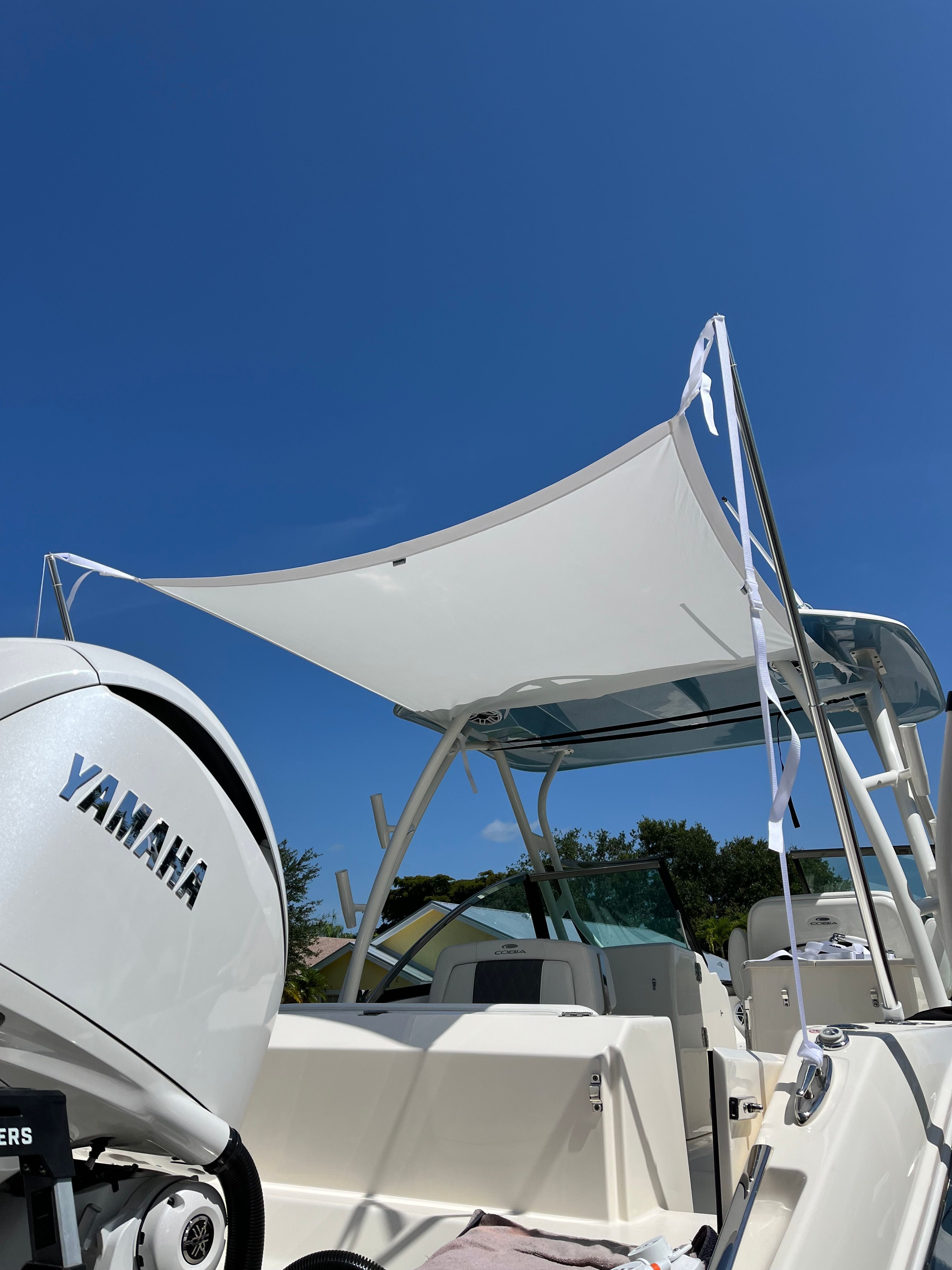 2022 Cobia 240 Dual Console - 26