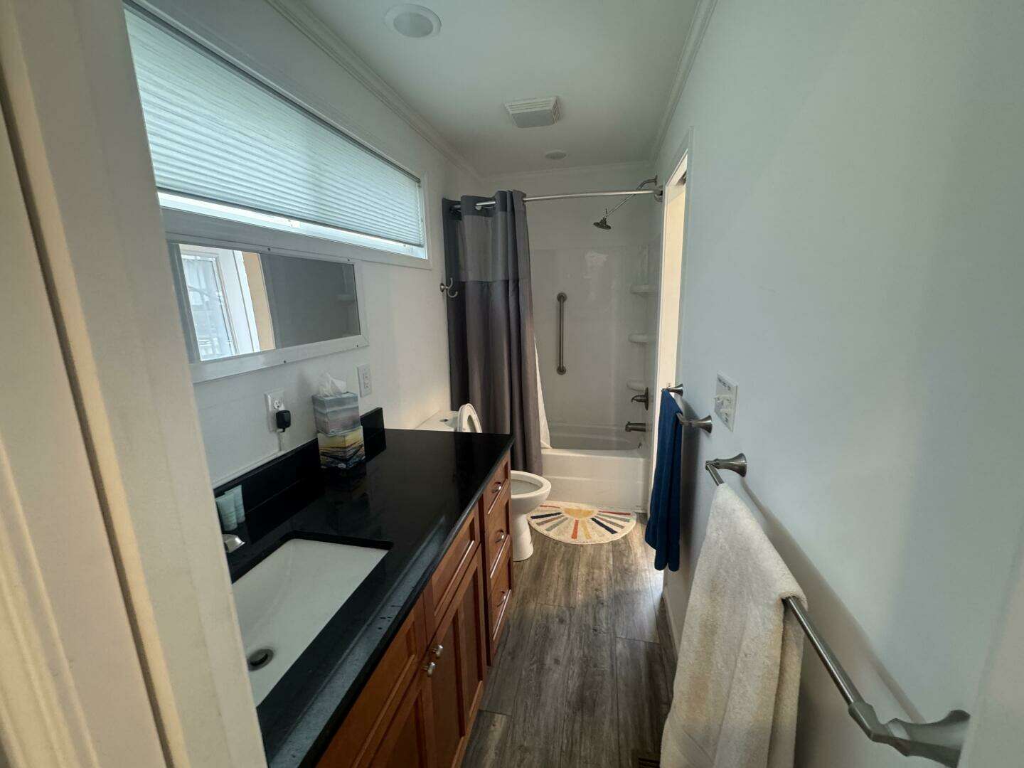 2019 Harbor Home Cozy Cottage 52' x 16' Tiny Boat - Image 37