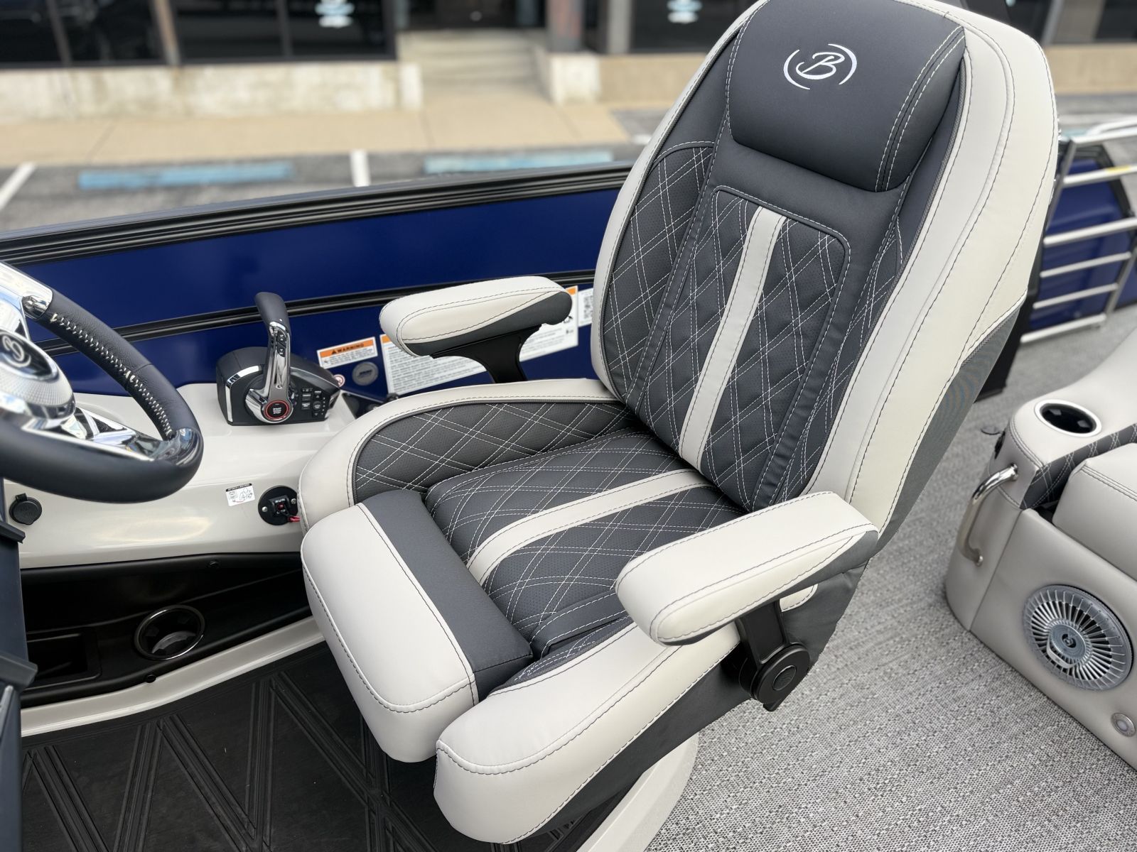 2026 Barletta Lusso L25UCA - 20