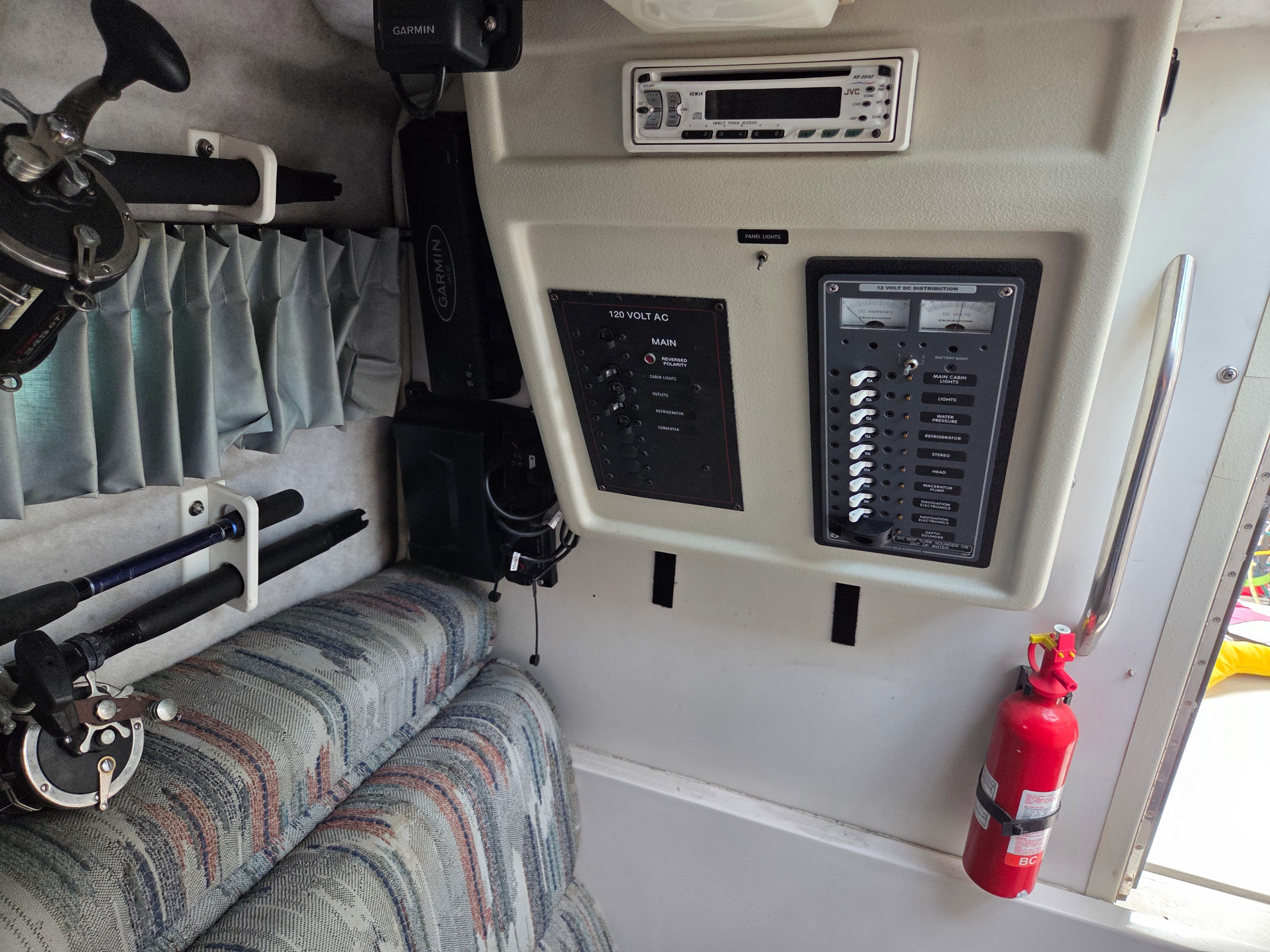 1990 Wellcraft 2800 Coastal - 16