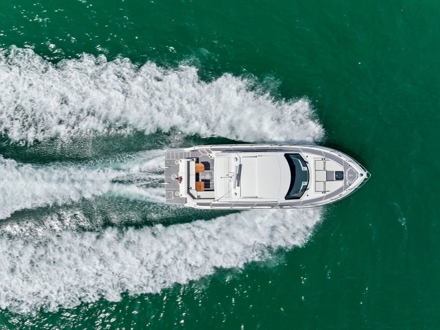 2019 Cruisers Yachts 42 Cantius - Image 69