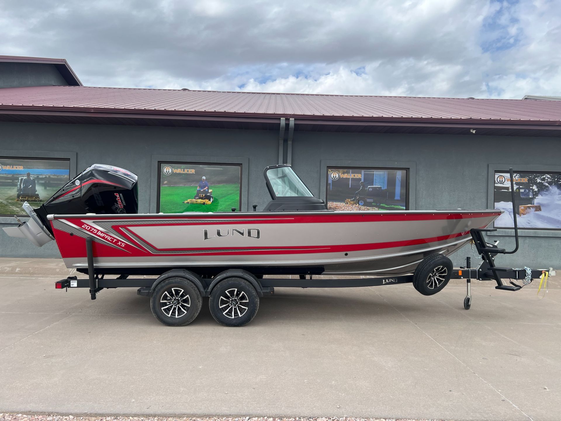 2026 Lund 2075 Impact XS