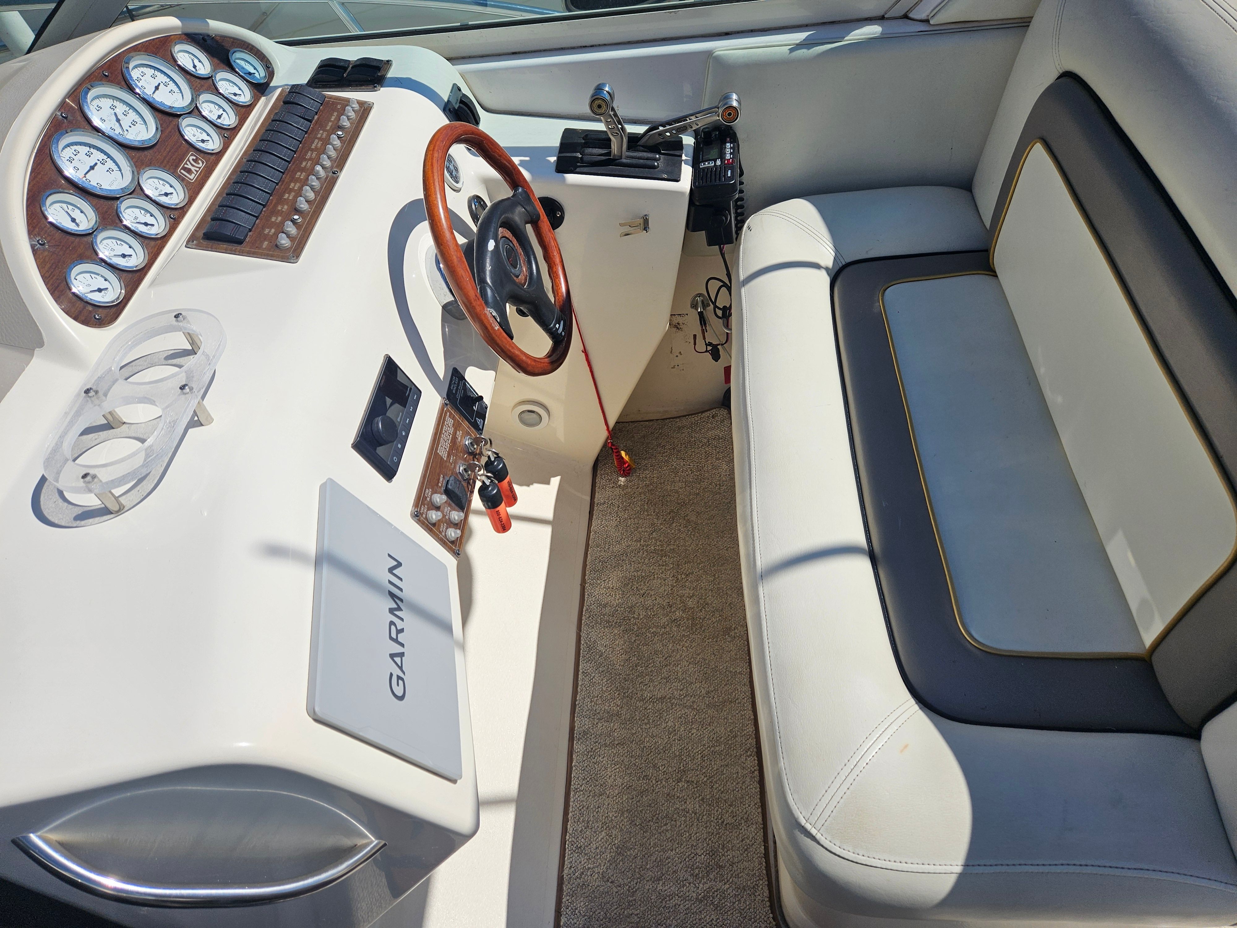 1996 Donzi 3250 LXC - 23