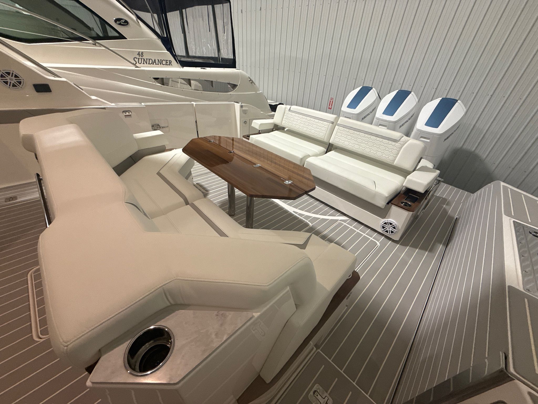 2024 Tiara Yachts 48 LS - 13