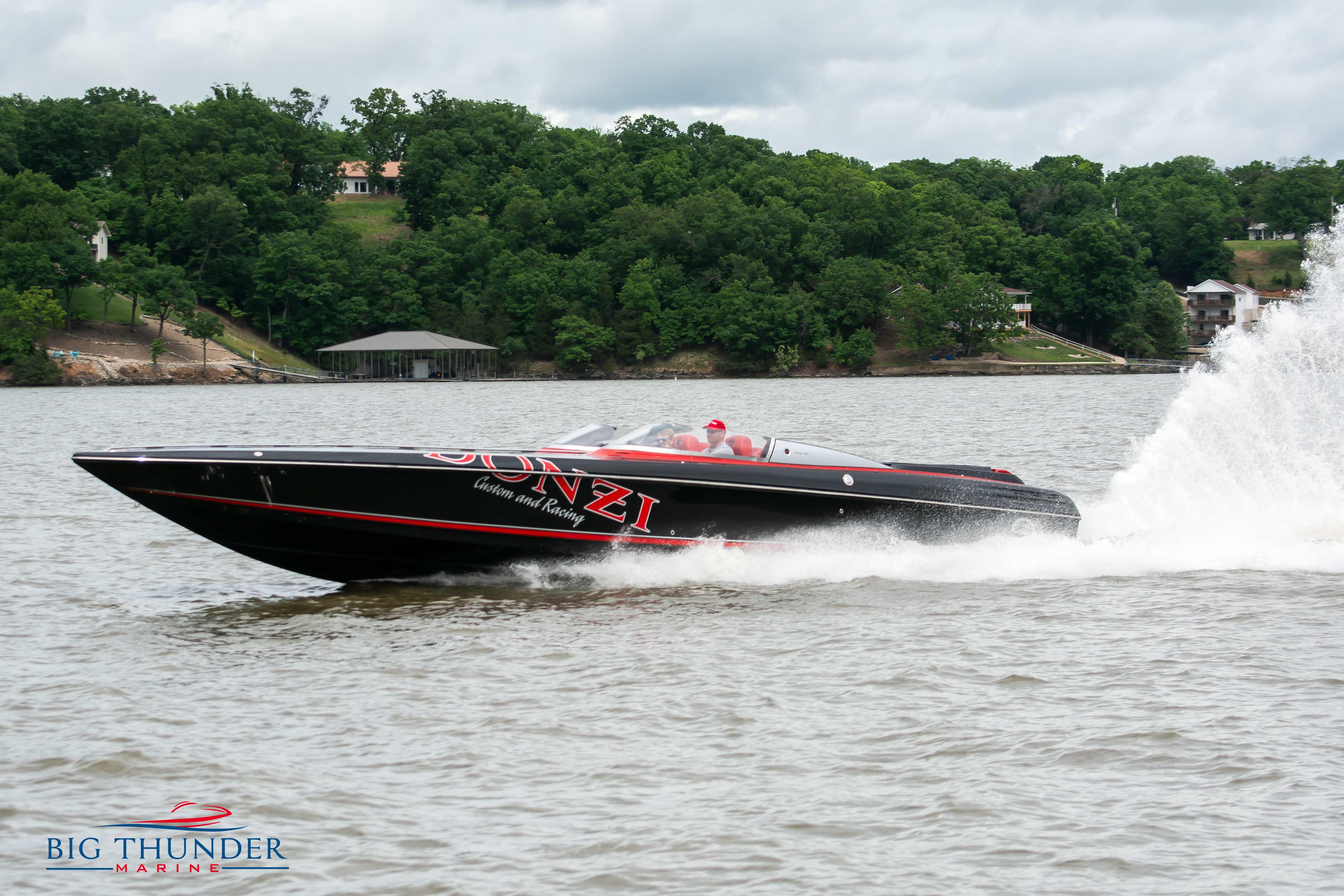 2009 Donzi 38 ZRC