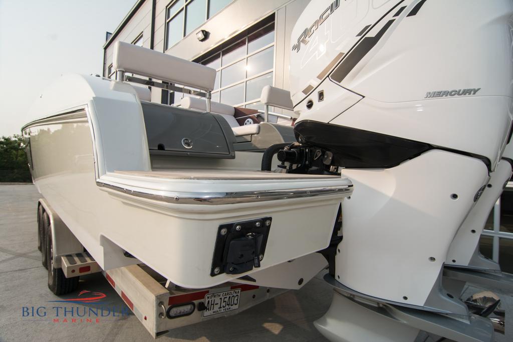 2019 Donzi 41 GT boat with Mercury engines at Big Thunder Marine.