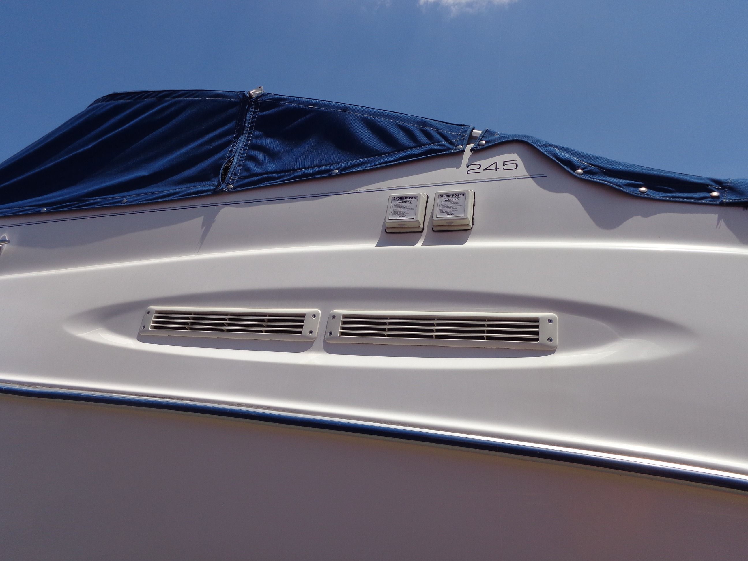 2007 Bayliner 245 Cruiser - 5