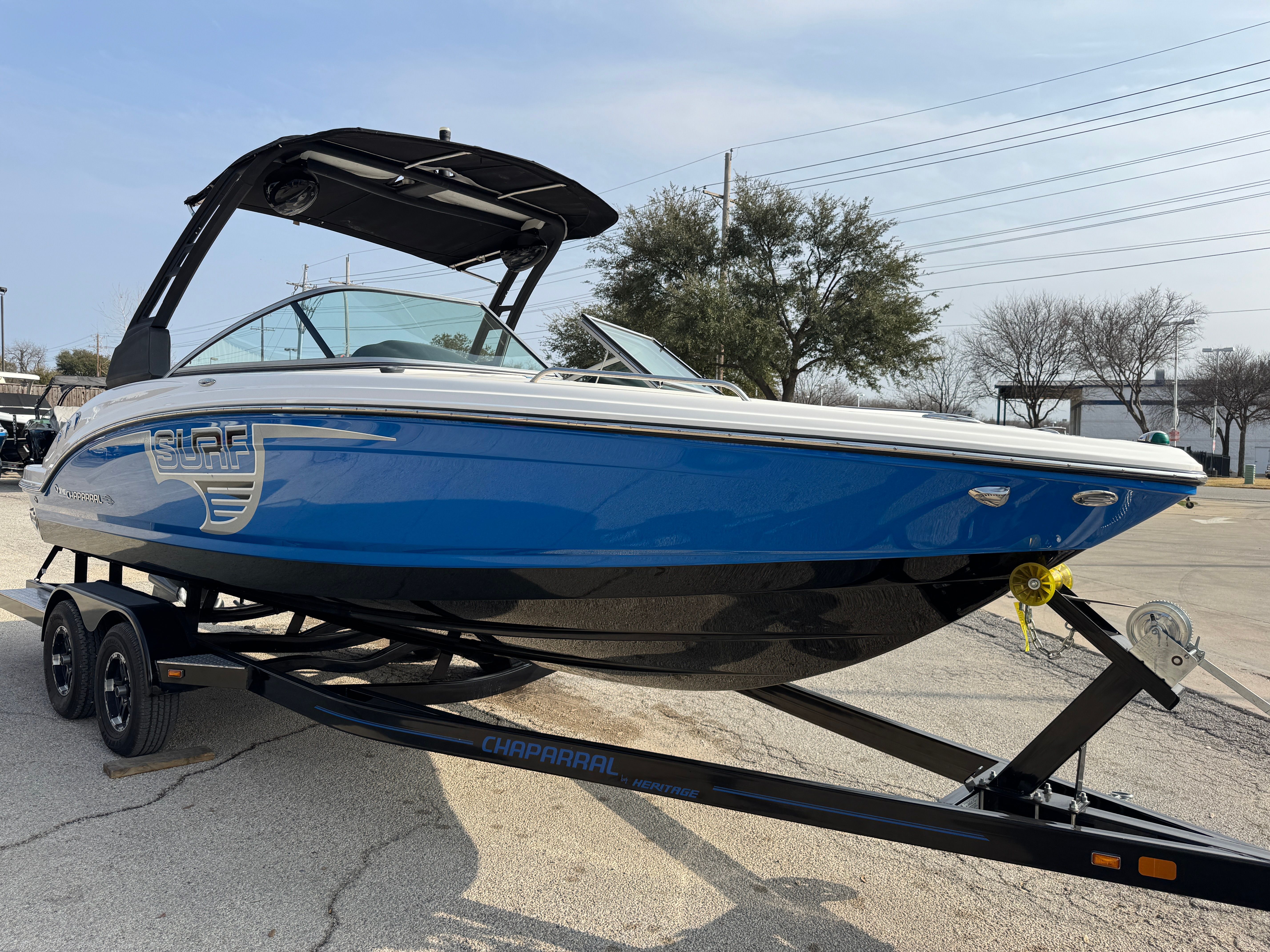 2019 CHAPARRAL 23 SURF - Image 19