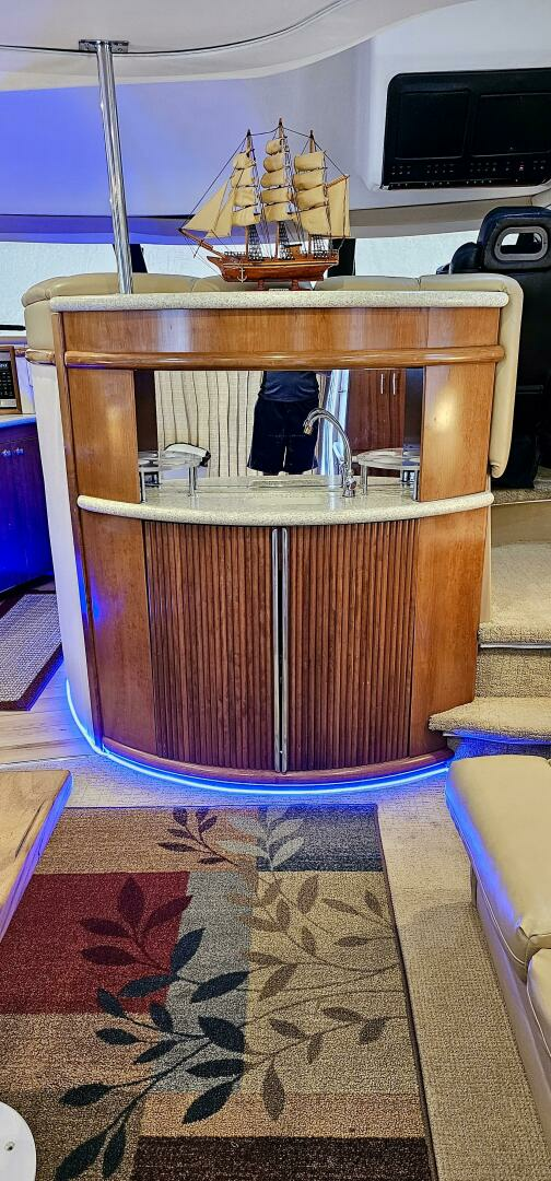 1999 Carver 450 Pilothouse - Image 20