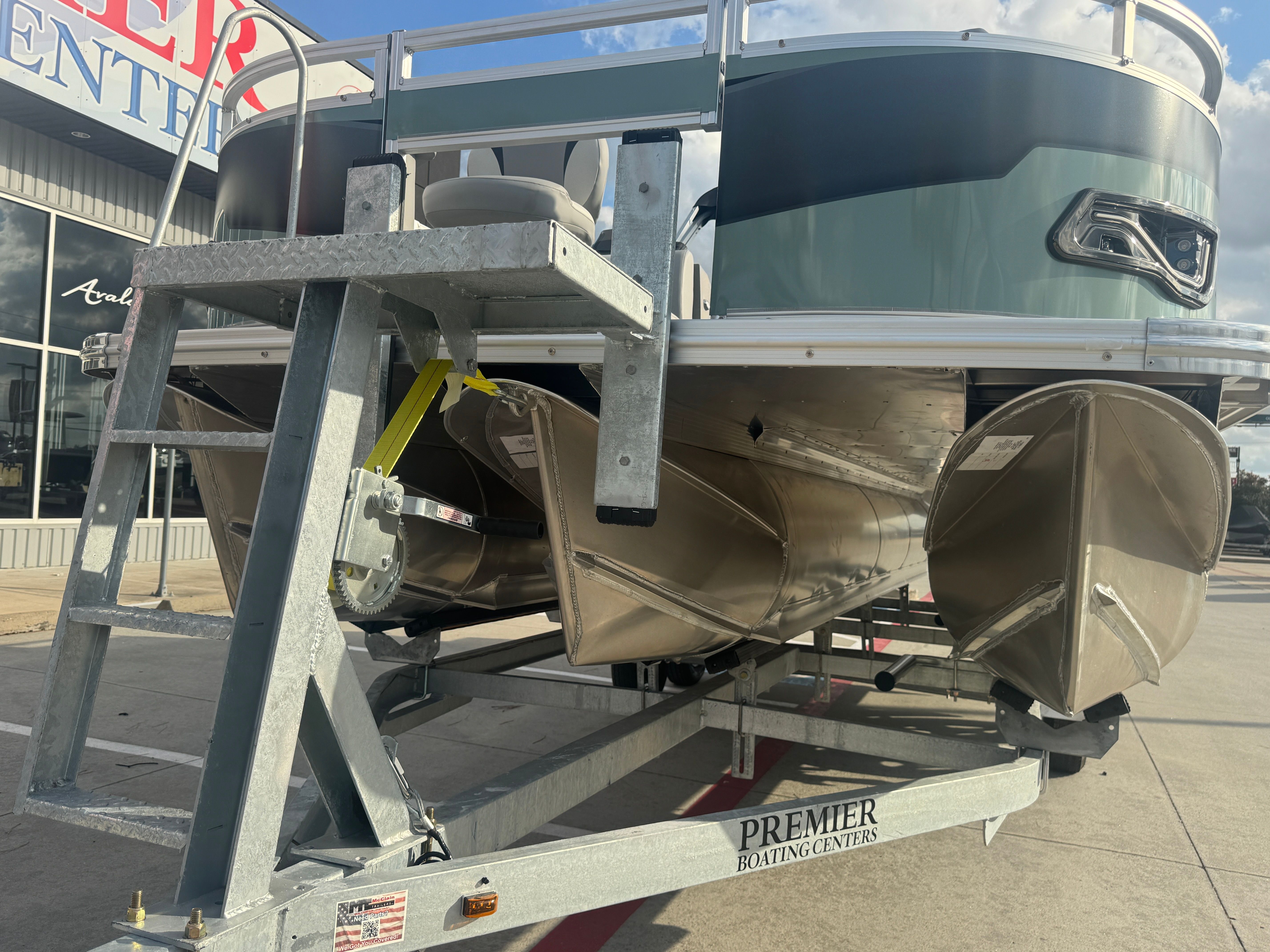 2026 Avalon Venture 85 Quad Fish - 21' - 9