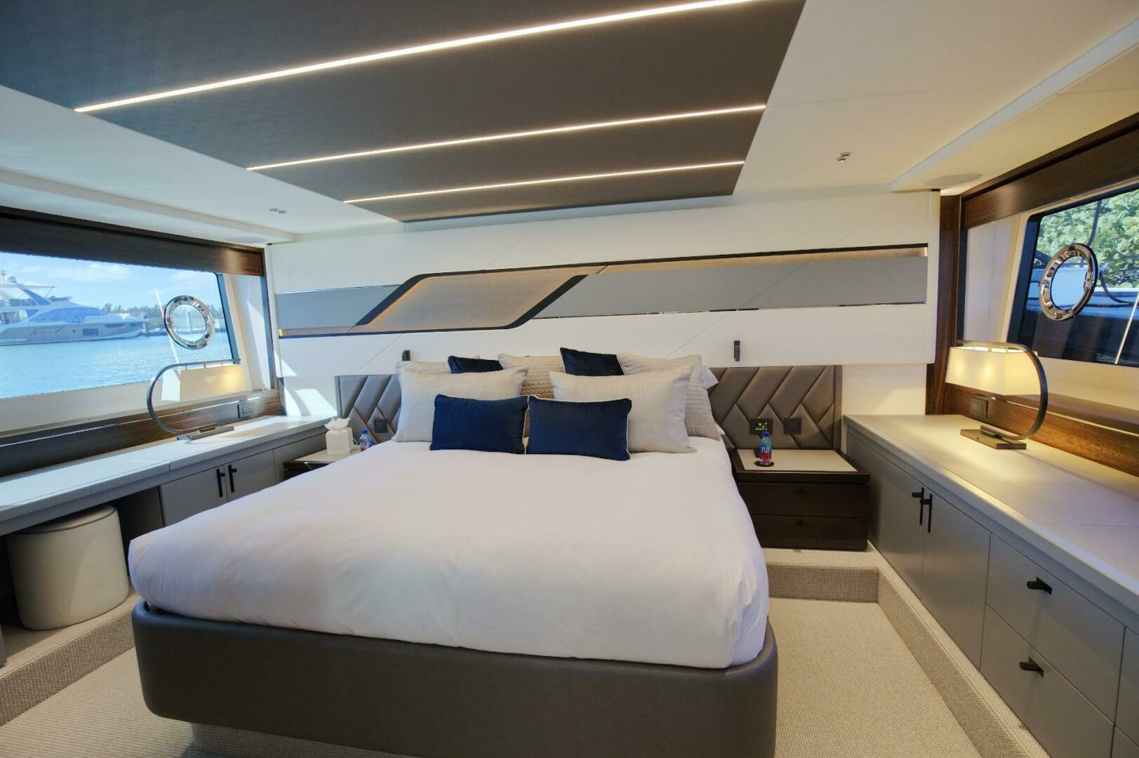 2023 Sunseeker Sport Yacht - Image 28