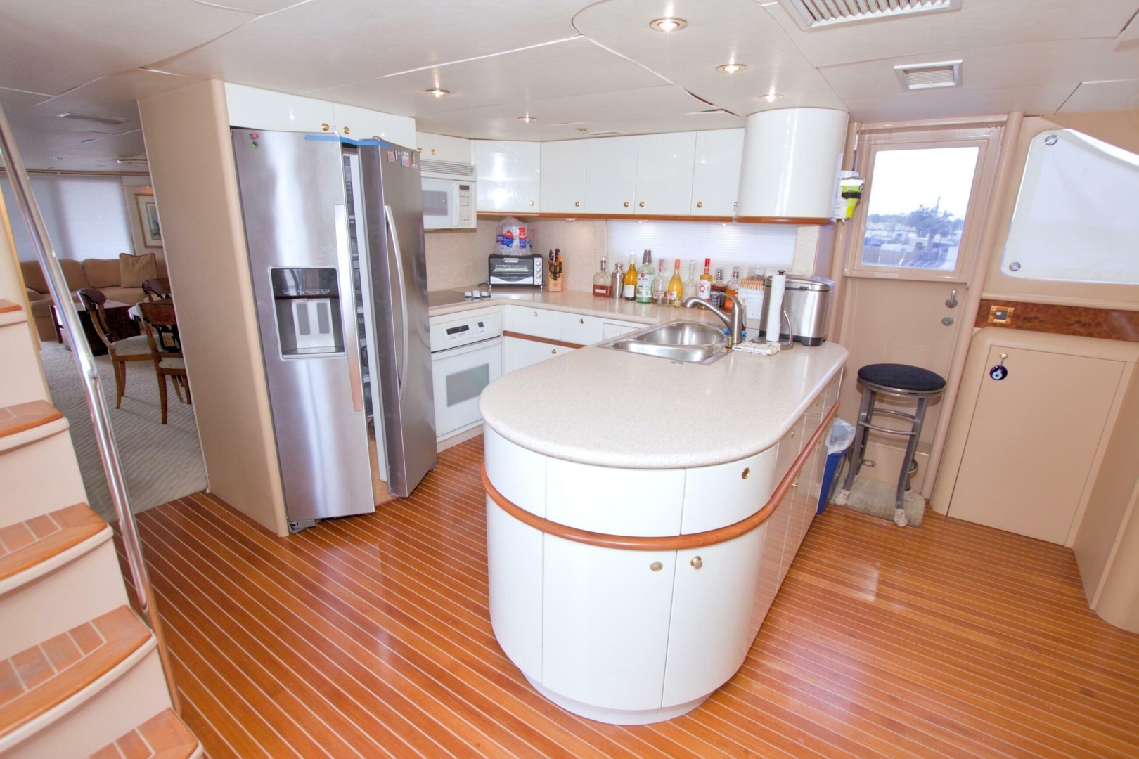 1998 Lazzara Yachts 76 Skylounge Grand Salon - Image 48