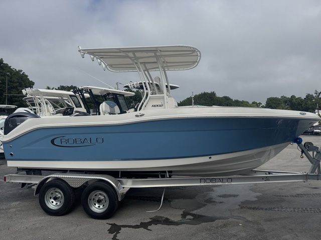 2026 Robalo R202 Explorer