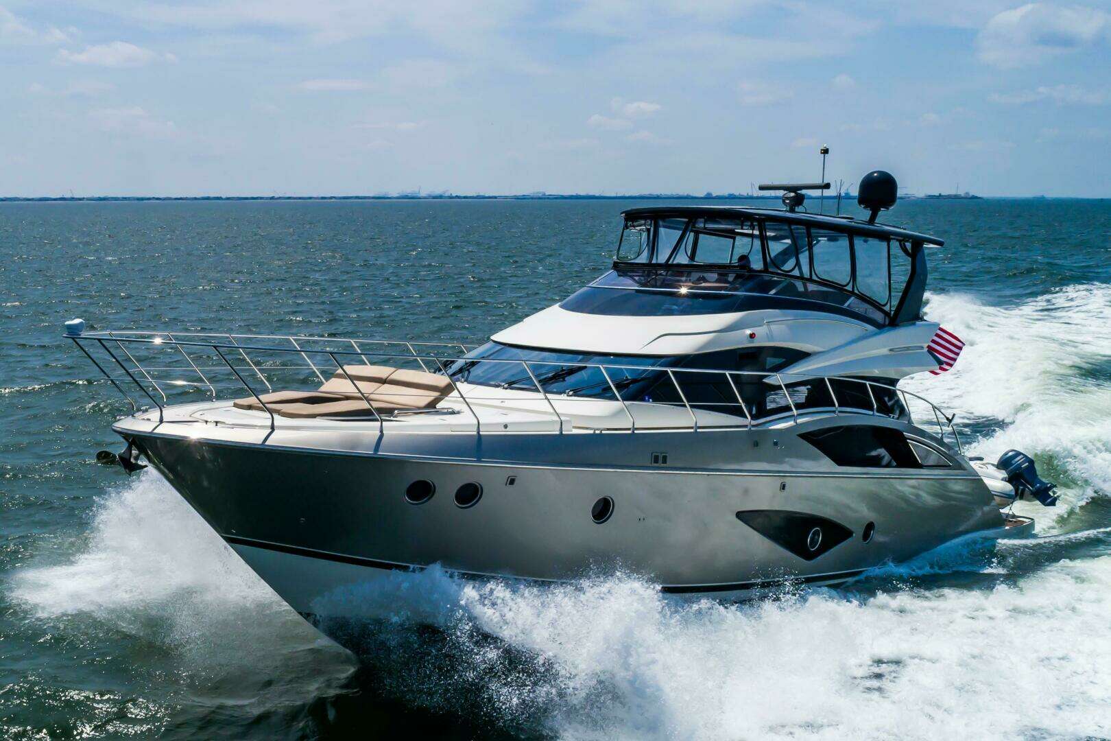 2013 Marquis 63 Sport Yacht - Image 8