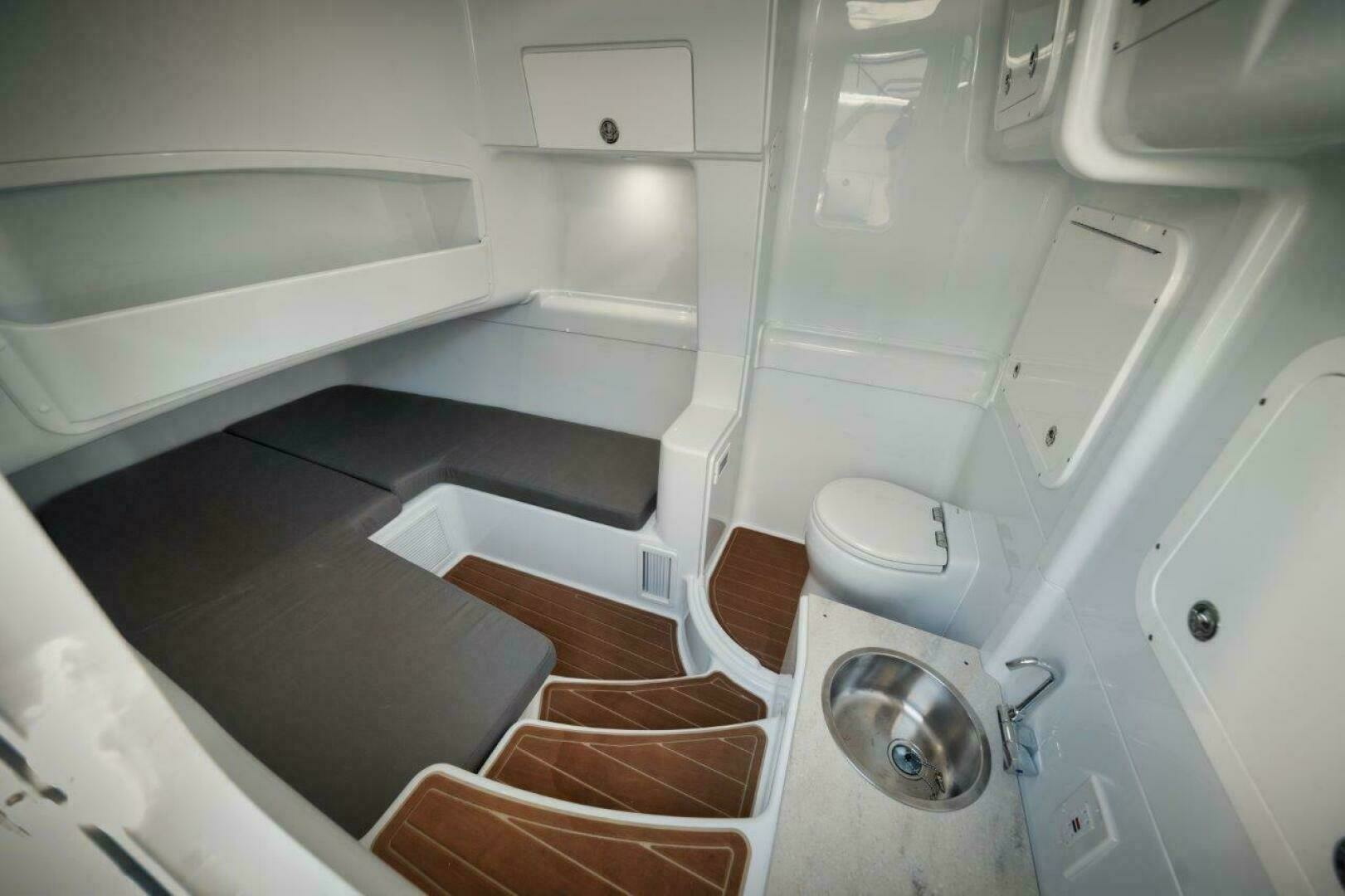 2026 Yellowfin 42 Offshore - Image 5