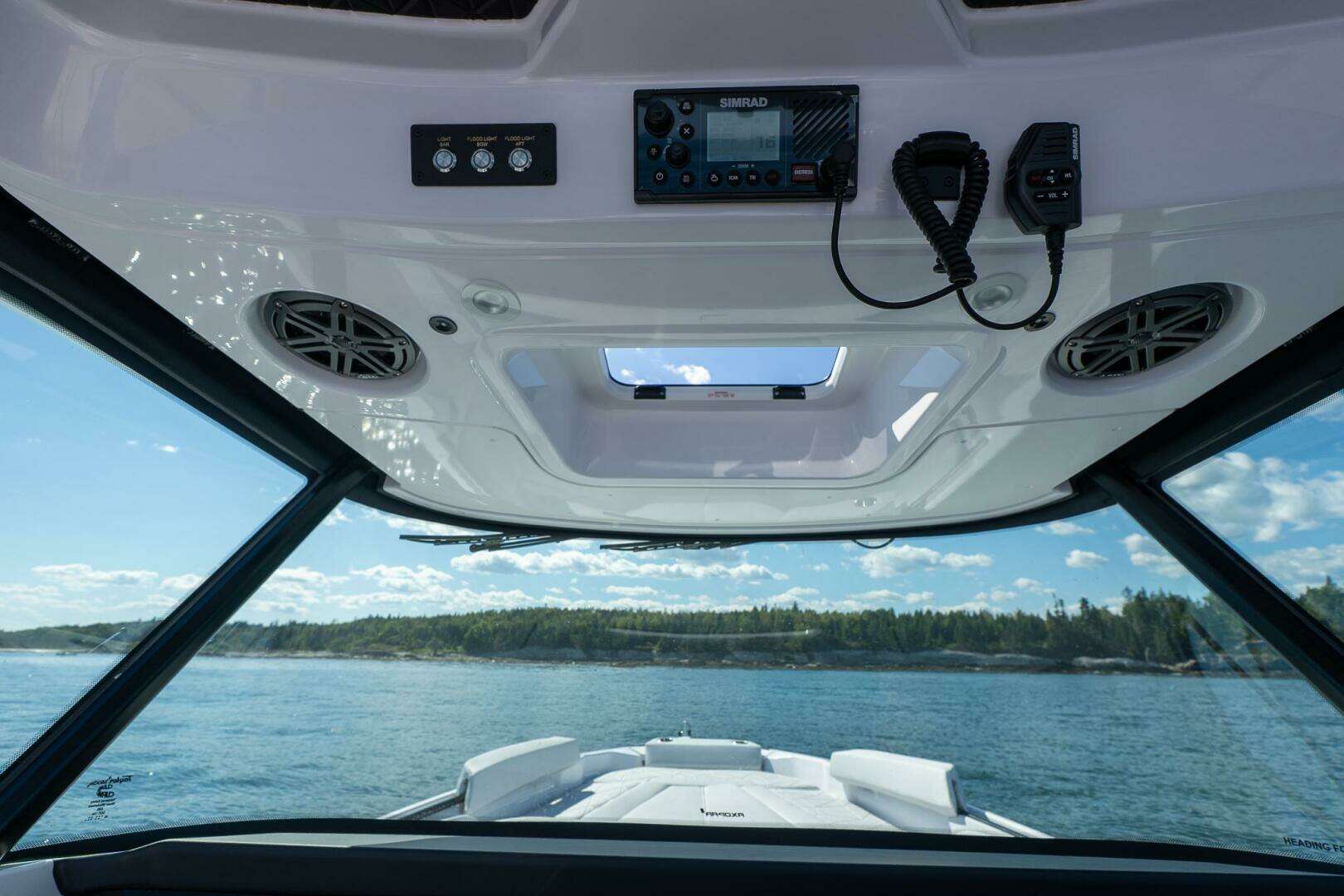 2025 Axopar CCX Center Console - Image 28