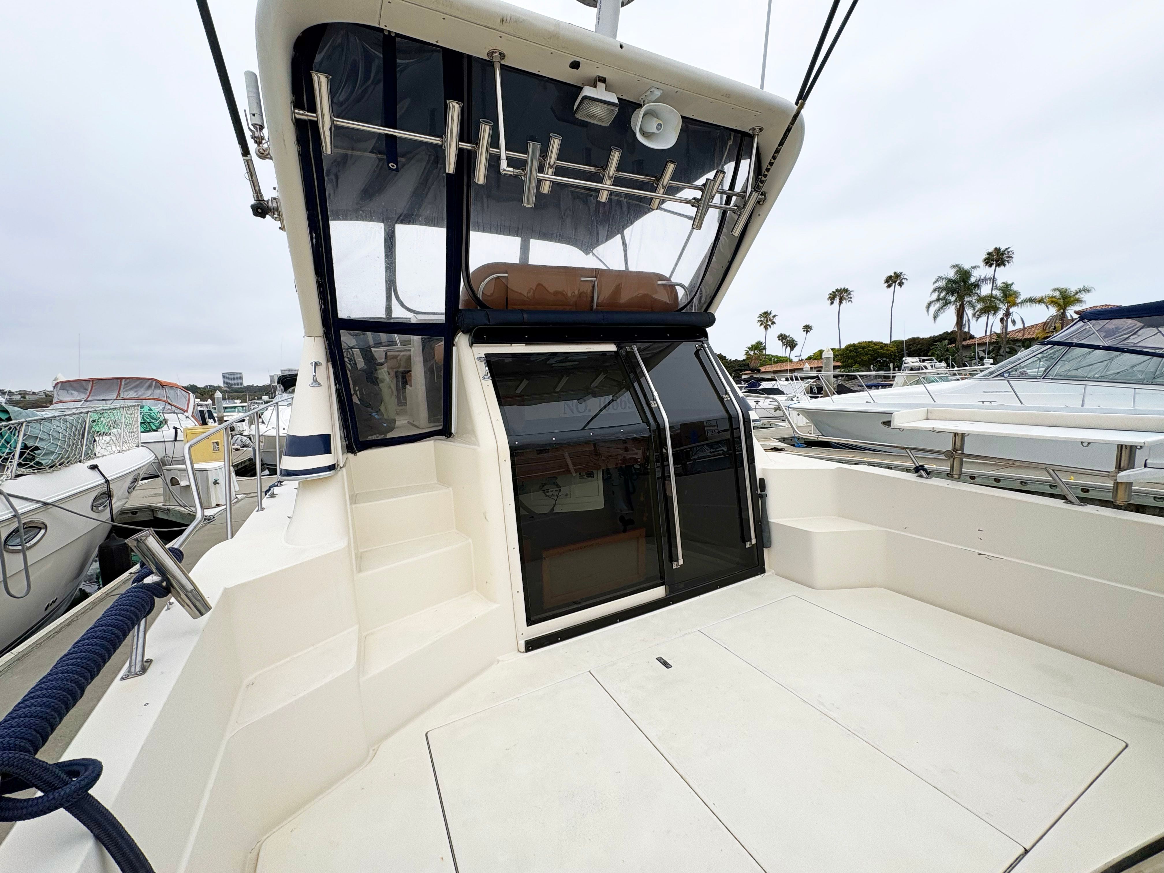 1989 Navigator 336 FlyBridge - 3