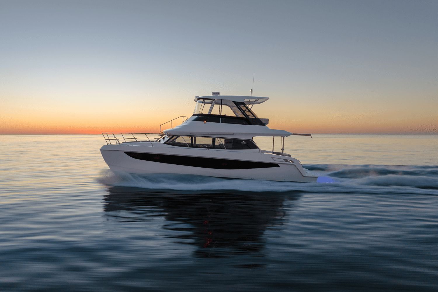2025 Aquila 42 Yacht