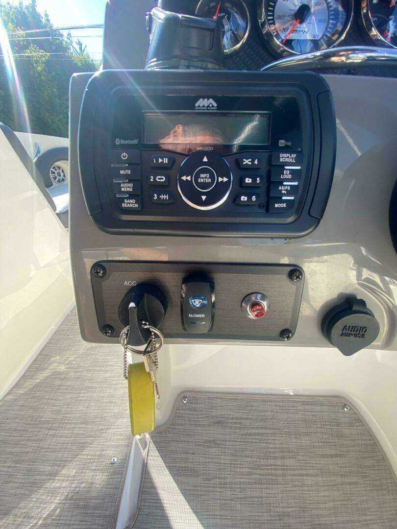 2017 Stingray 21 Stingray - Image 13