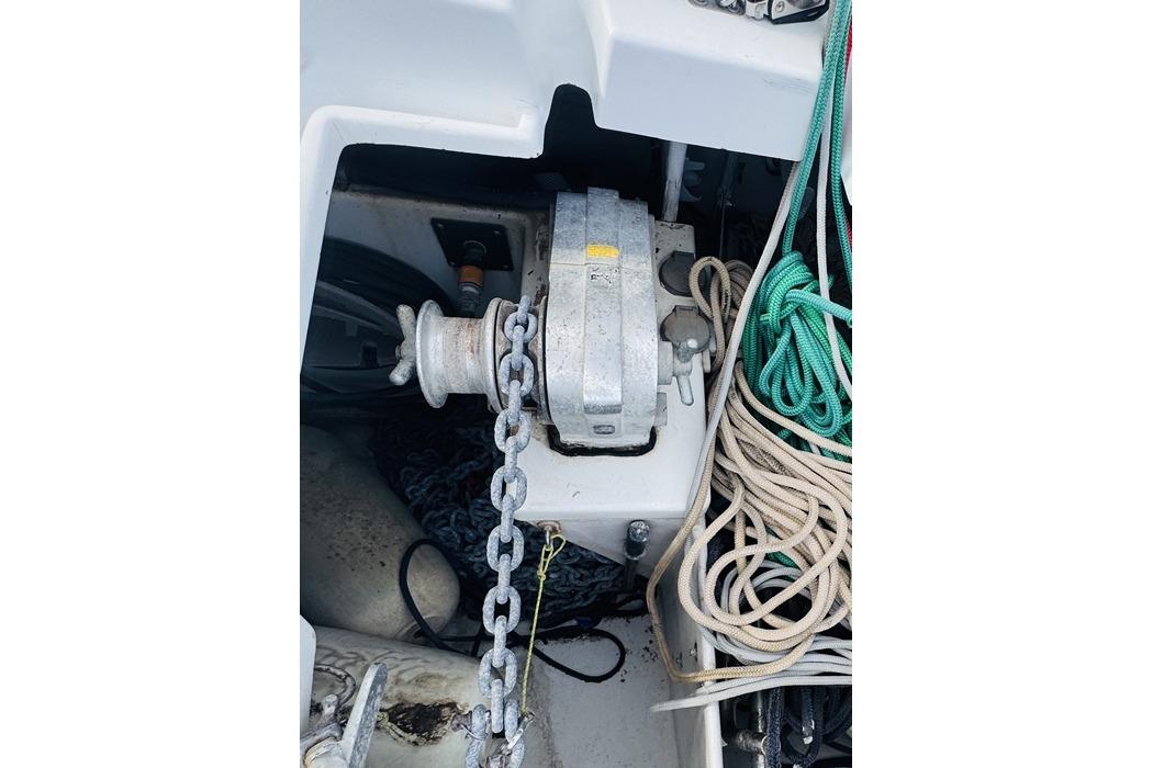 Anchor winch and ropes on a 2010 Fountaine Pajot Mahe catamaran.