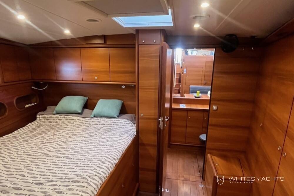 B60 Pilothouse