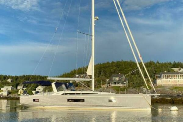2019 Beneteau 51.1