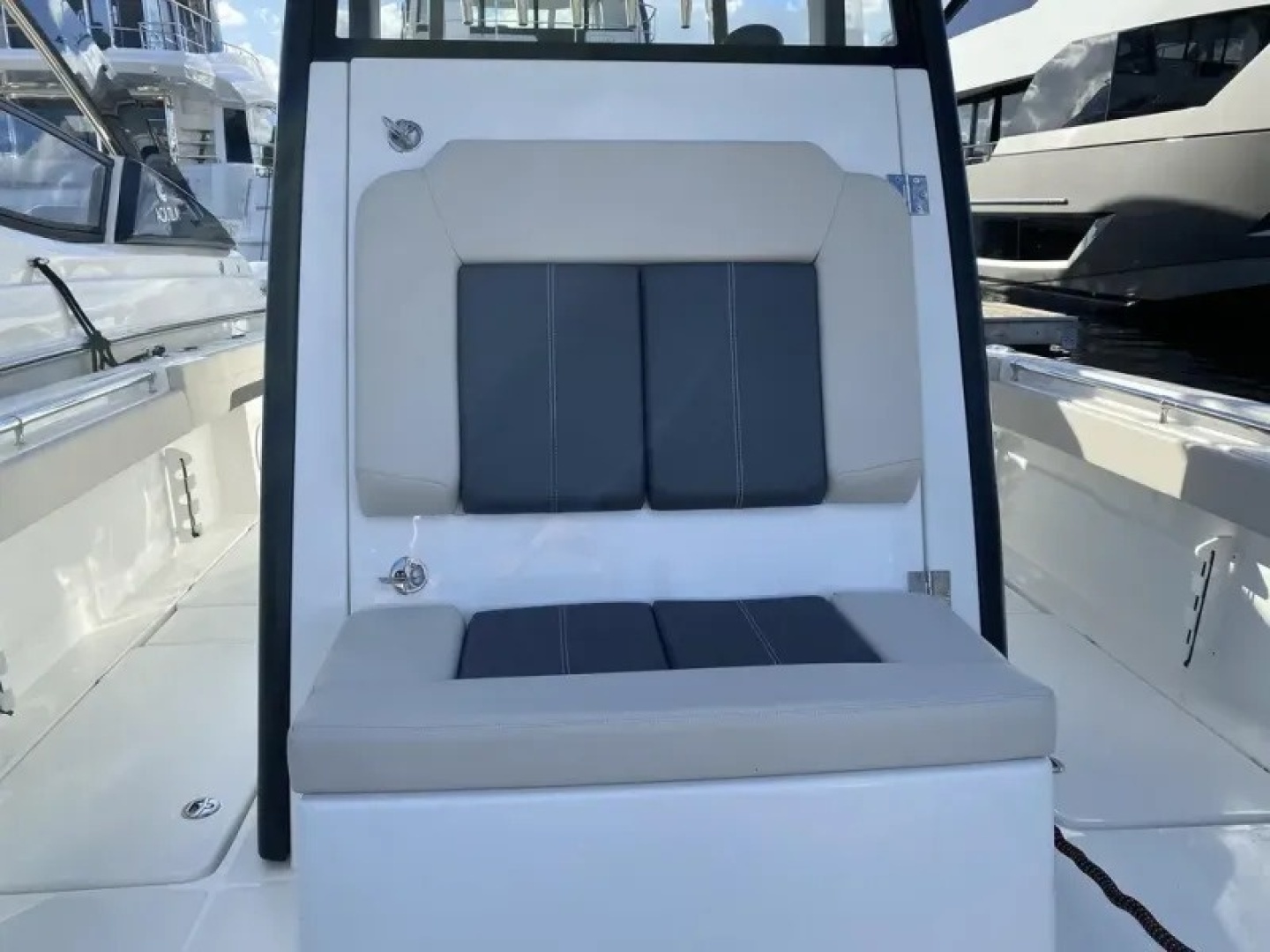 2022 Aquila 28 Molokai - Image 6
