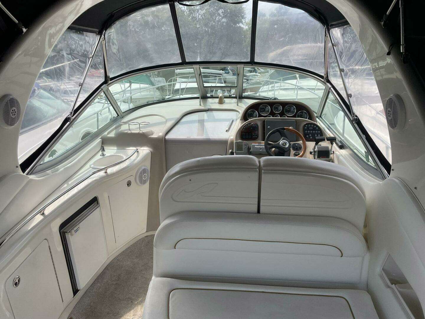2003 Sea Ray 300 Sundancer - Image 4