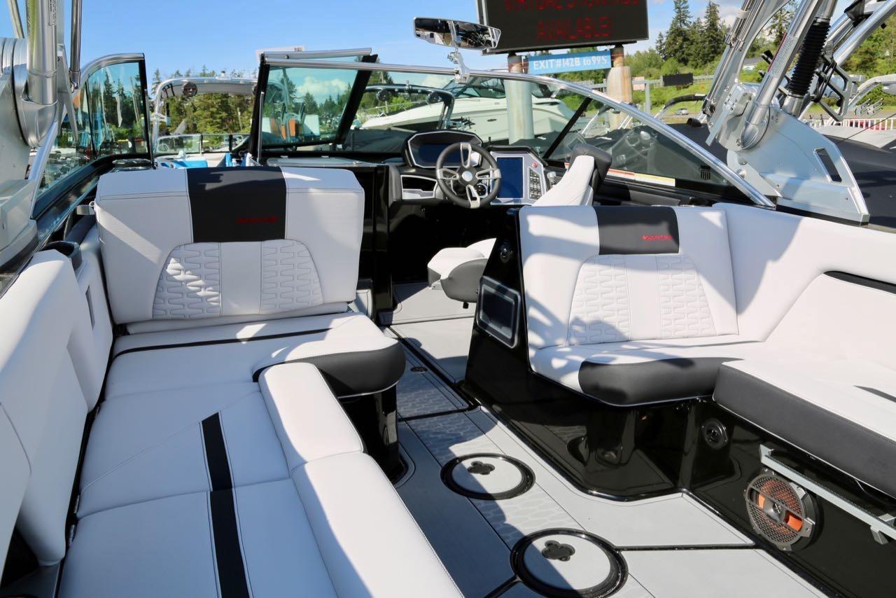 2020 MasterCraft X26 - 6