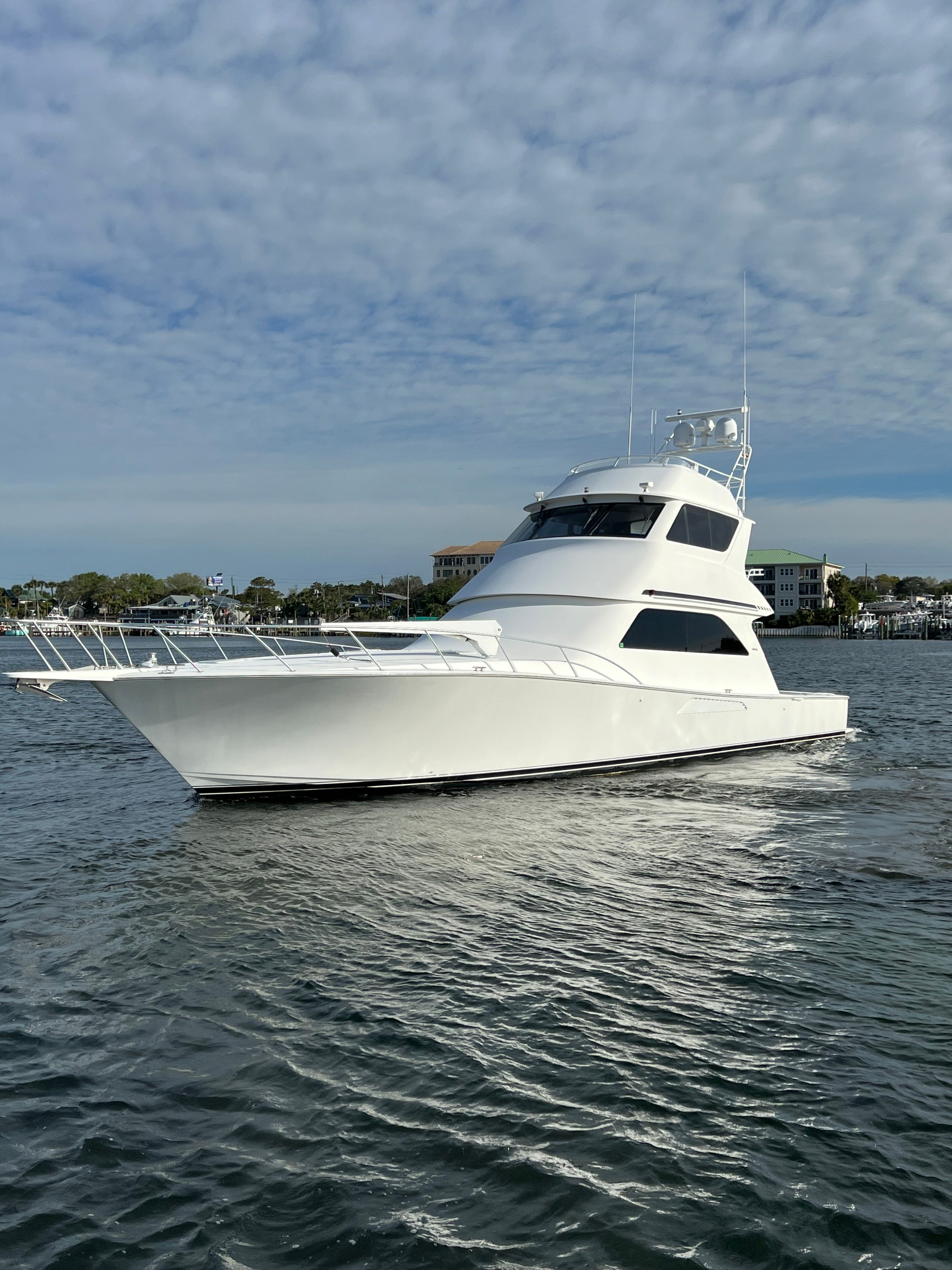 2002 Viking 61 Enclosed Bridge - 19