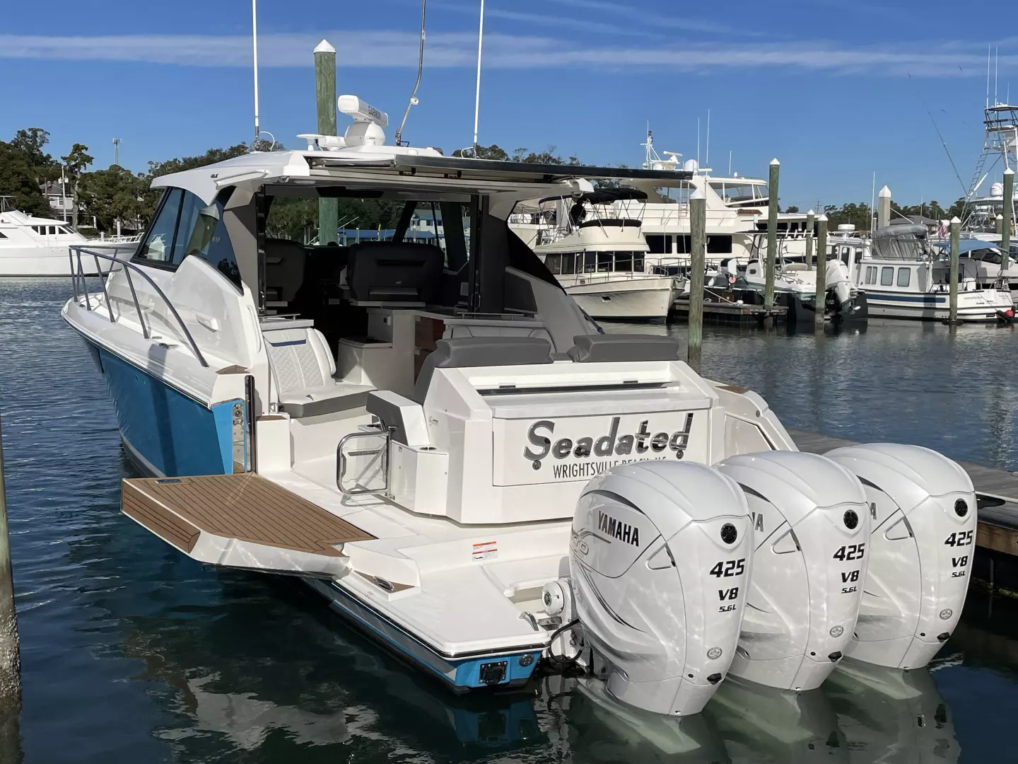 2021 Tiara Yachts 43 LE - Image 5