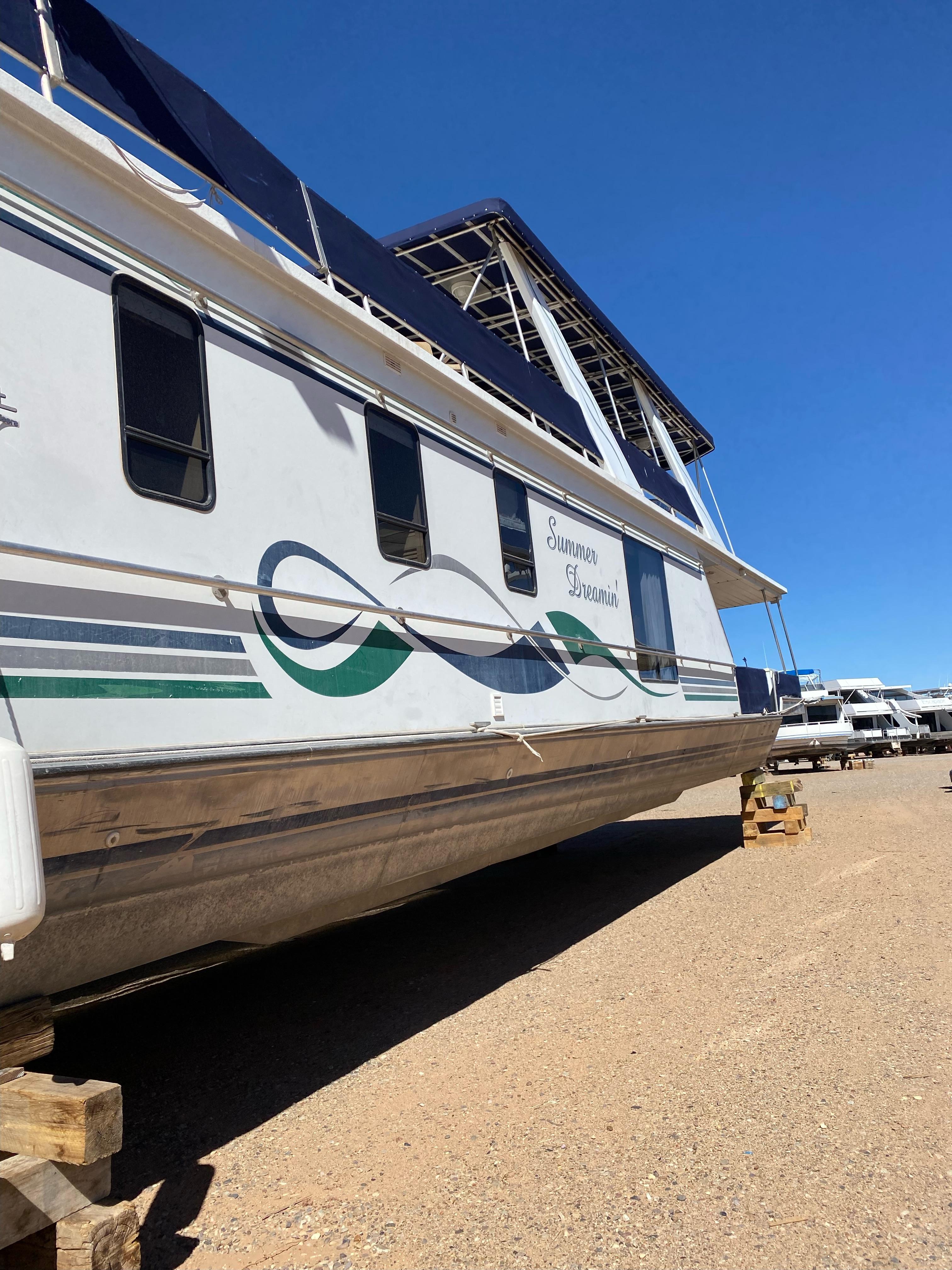 2001 Stardust Cruisers Summer Dreamin' Share 37 and 38