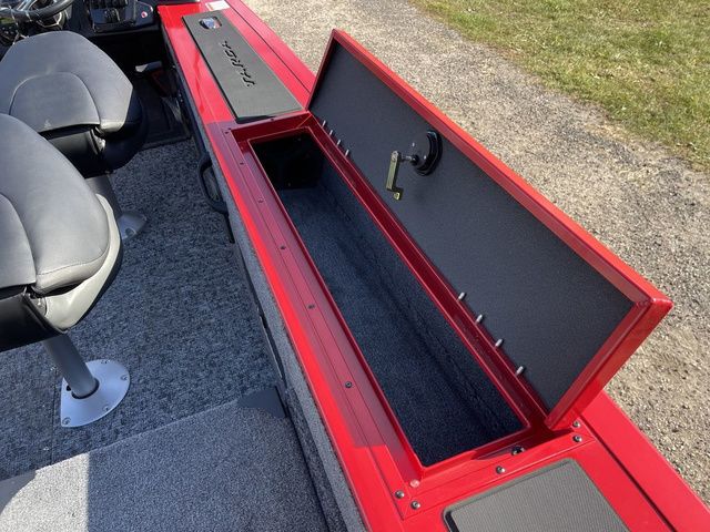 2026 Tracker Targa V-18 Combo - 31