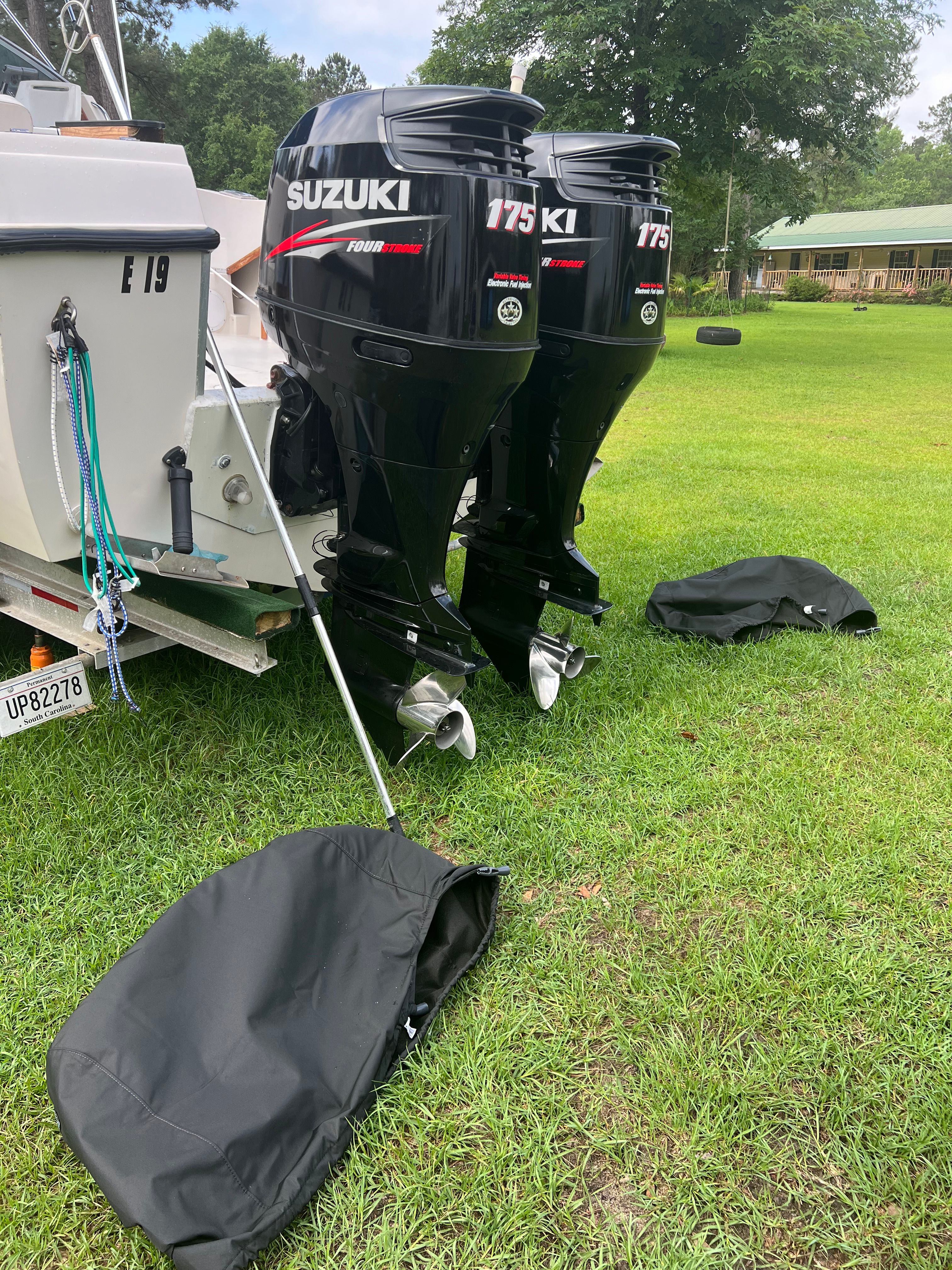1987 Grady-White Gulfstream with Suzuki 175 HP outboard motors.