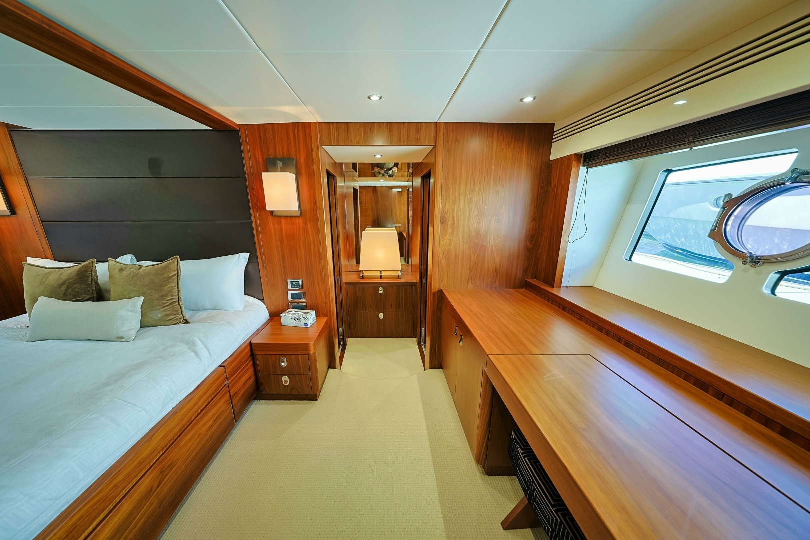 2016 Sunseeker — - Image 26