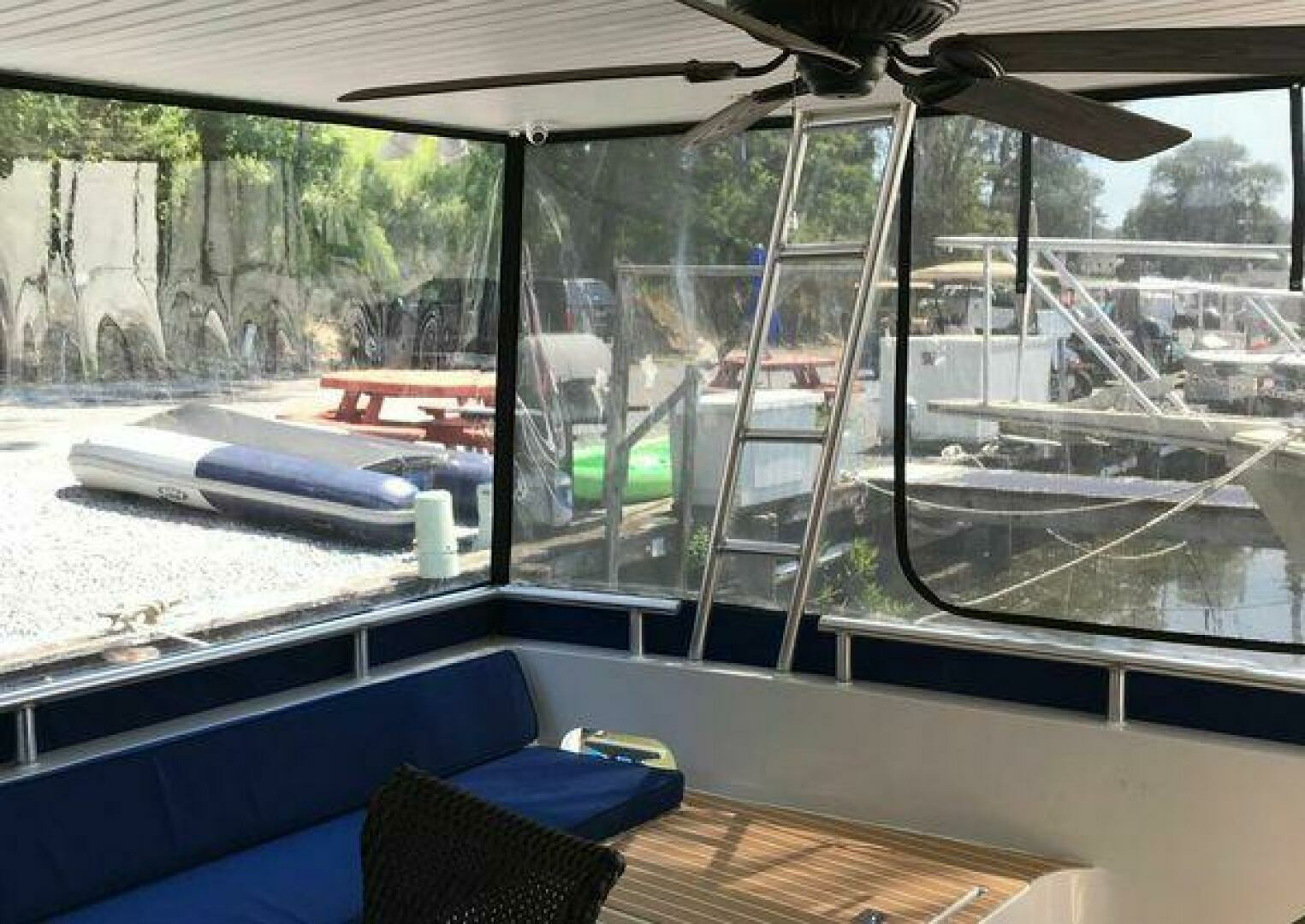 2017 Sumerset Houseboat - Image 143