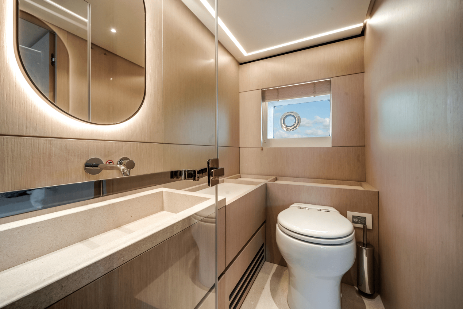 2025 Azimut Seadeck 6 - Image 49
