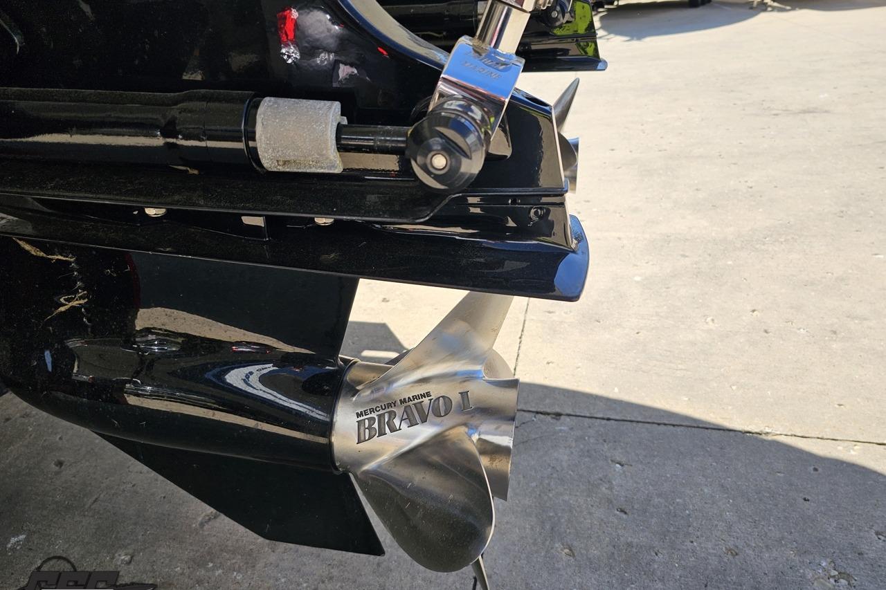 2014 Formula 292 FASTech boat with Mercury Marine Bravo I propeller.